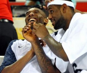 里德谈梦八队：詹姆斯是队里的开心果 他太搞笑了不停地在讲笑话