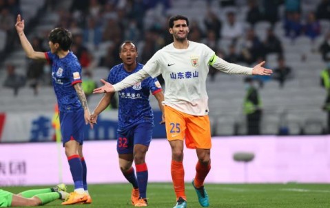 PG麻将胡了-崔康熙押宝中场不变应万变 就要中锋备费莱尼替身