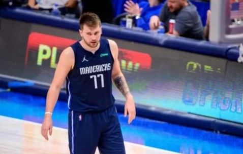 PG麻将胡了-再度空砍40+ 防守缺陷令东契奇篮球生涯终交学费